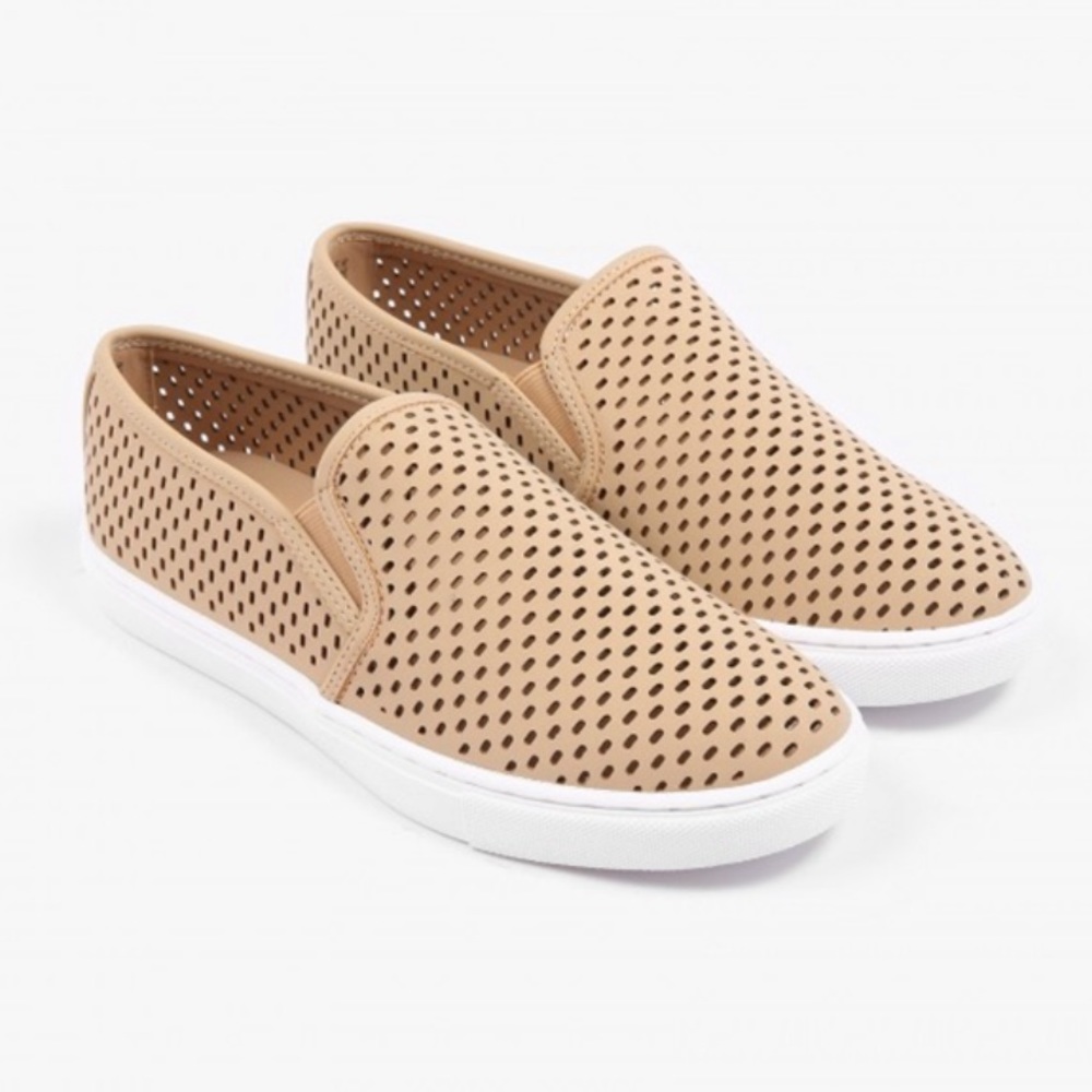Steve Madden Tan Slip Ons